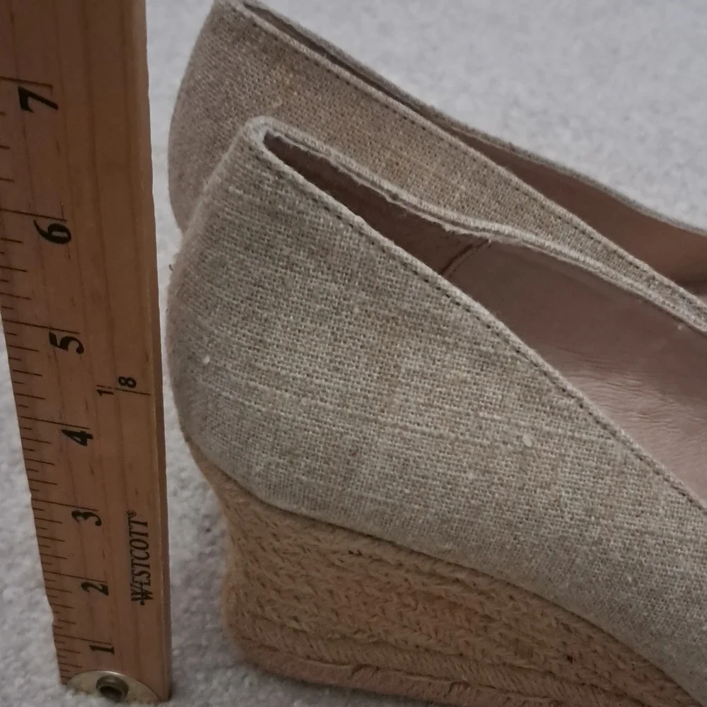 Jack Rogers Palmer Wedge Pumps Womens 10 Beige Navy Blue Cap Toe Espadrille Heel